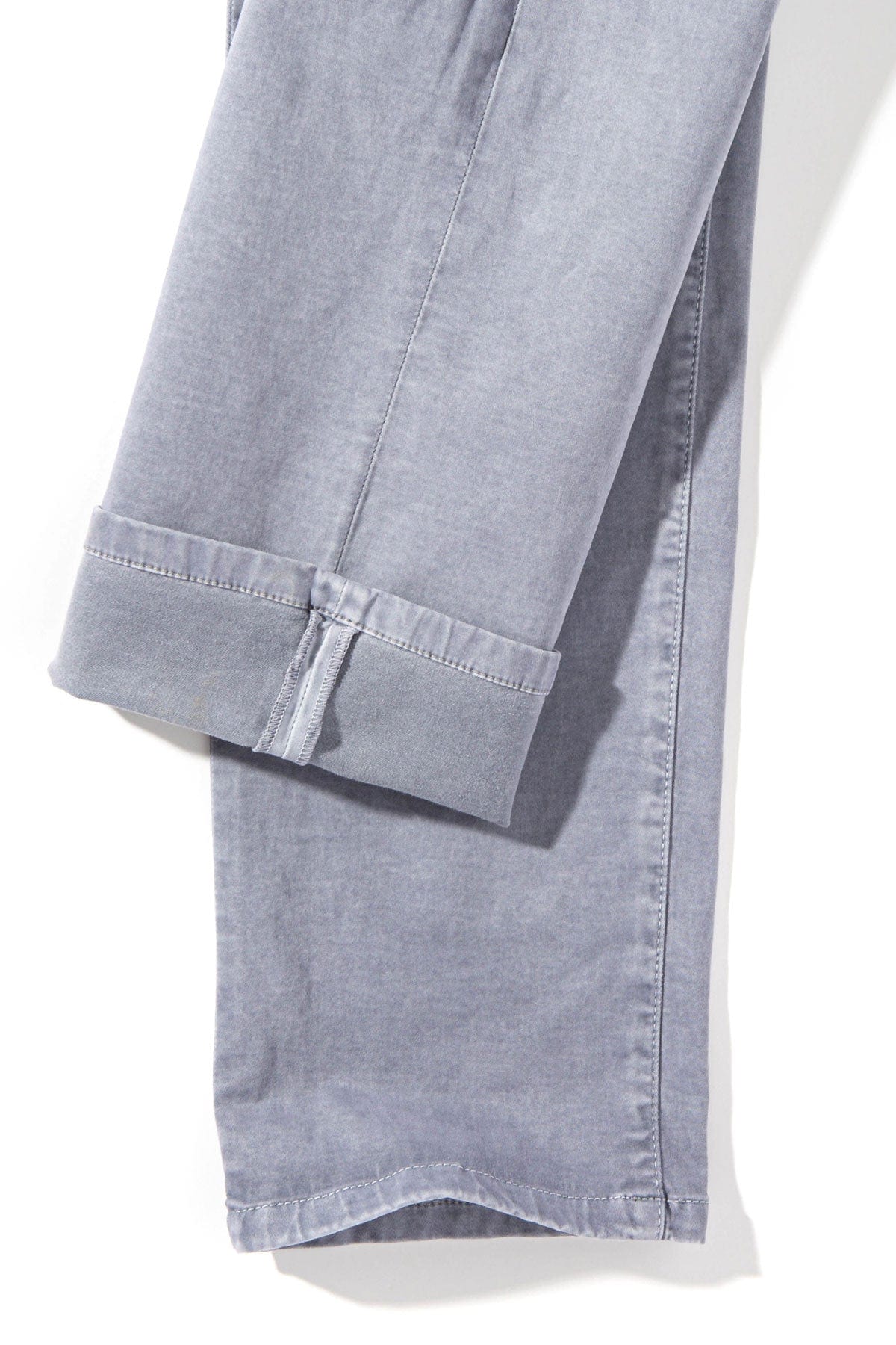 Colorado Soft-Touch Slim Jeans In Lavender - AXEL'S